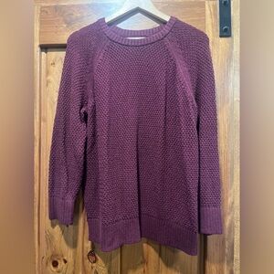 Old Navy Women's Crewneck Textured Sweater - Maroon